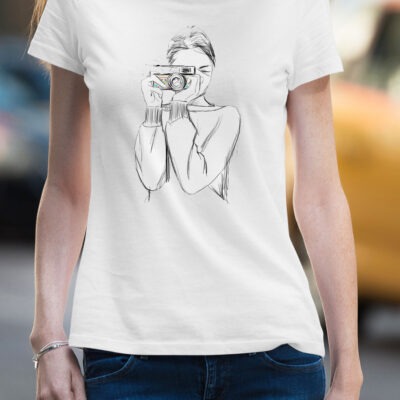 Tricou personalizat cu aparat foto